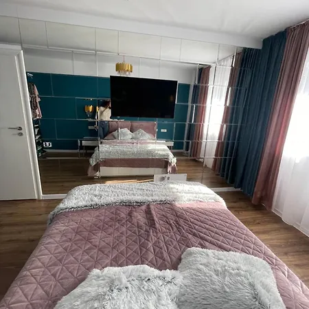Apartment Marie Luxury Flat Coresi *