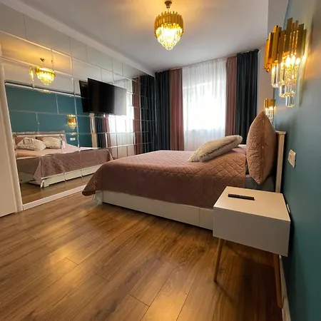 Marie Luxury Flat Coresi Apartamento *